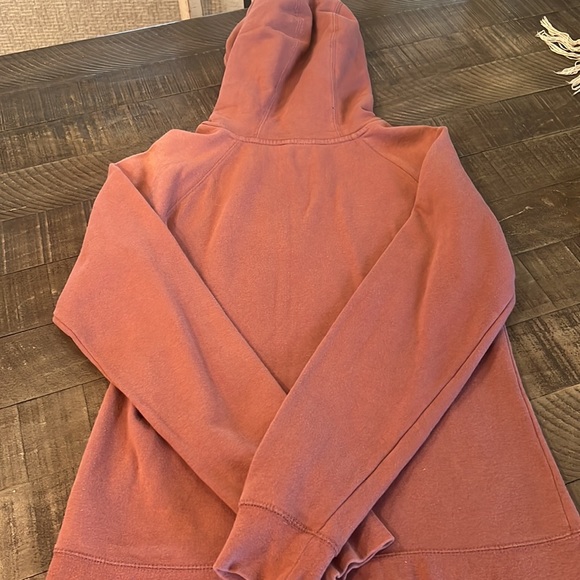 The North Face Women’s hooded sweatshirt!! Excellent condition!! - Picture 5 of 5